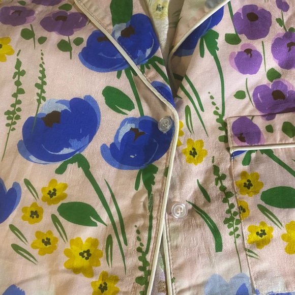 Love & Harmony button down shirt. Size M - Picture 5 of 5